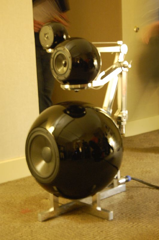 Illustration for article titled Extra Big Ass Speaker Gallery